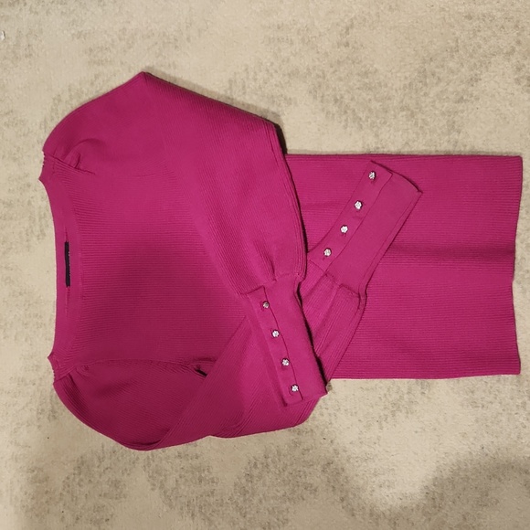 Ann Taylor Puff Sleeve Pink Scoop Neck Sweater jewel button - Picture 3 of 5